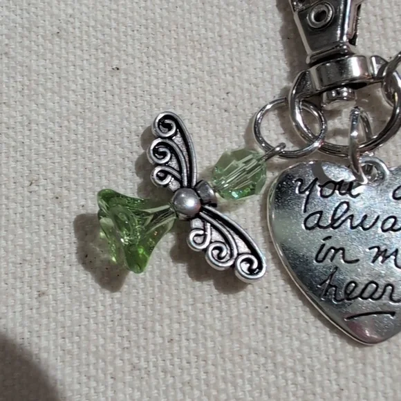 Cat & Angel Keychain - Picture 5 of 7